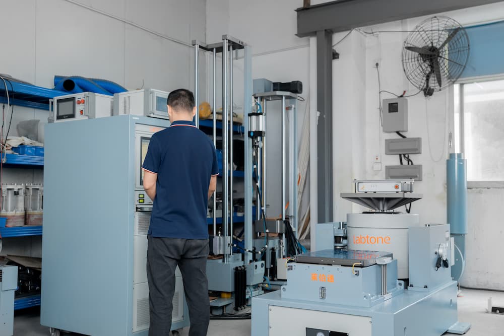 Shaker test application